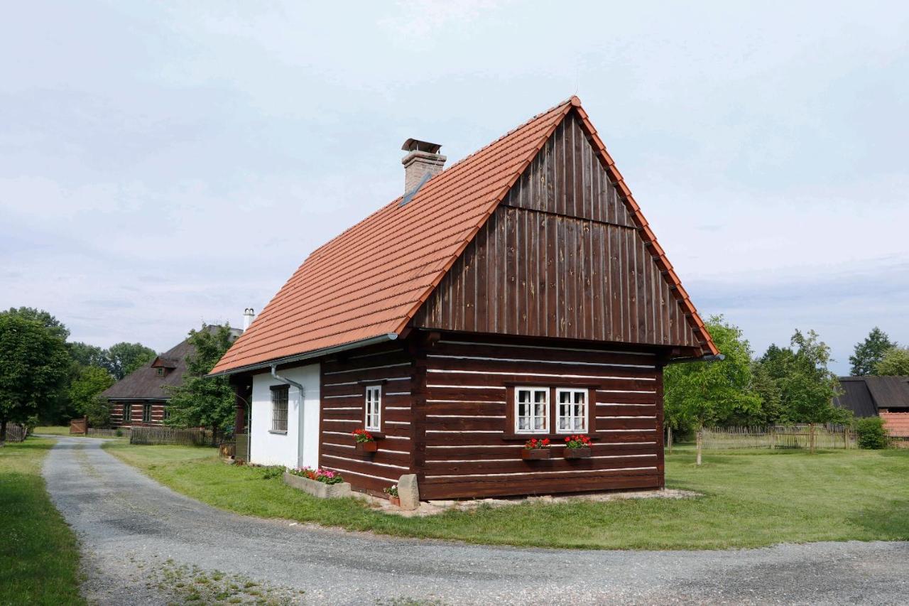 Letni Byt Ve Skanzenu Trebechovice pod Orebem Bagian luar foto